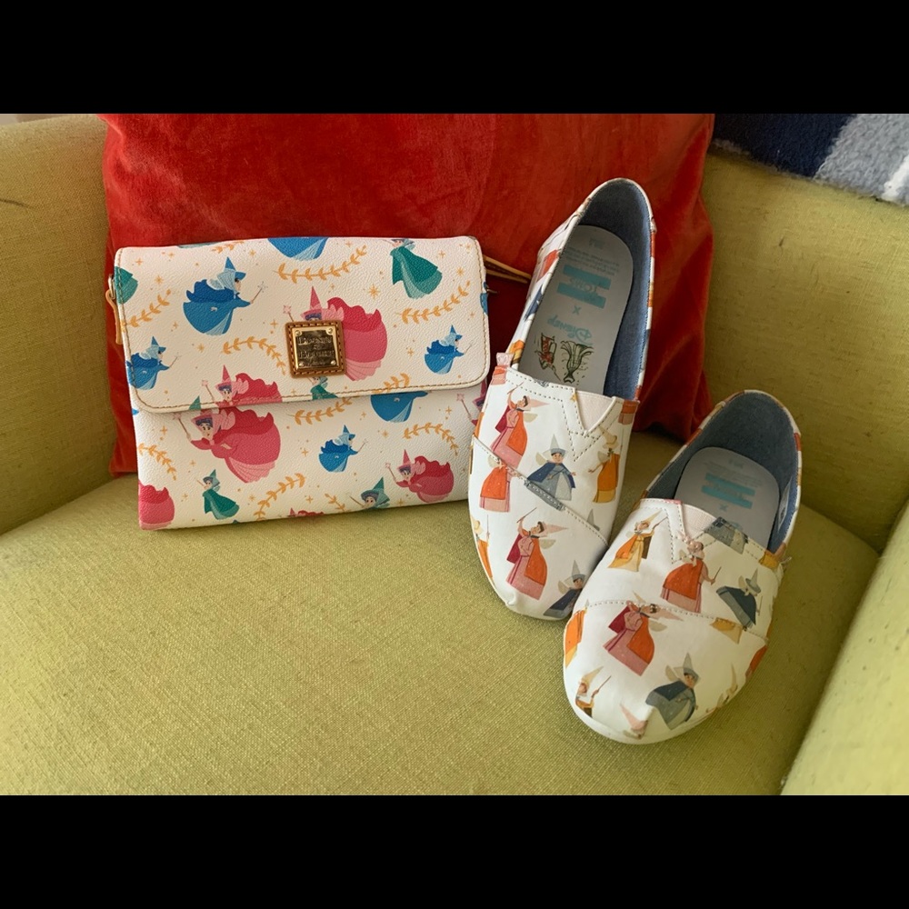 Dooney & Bourke x DISNEY Sleeping Beauty